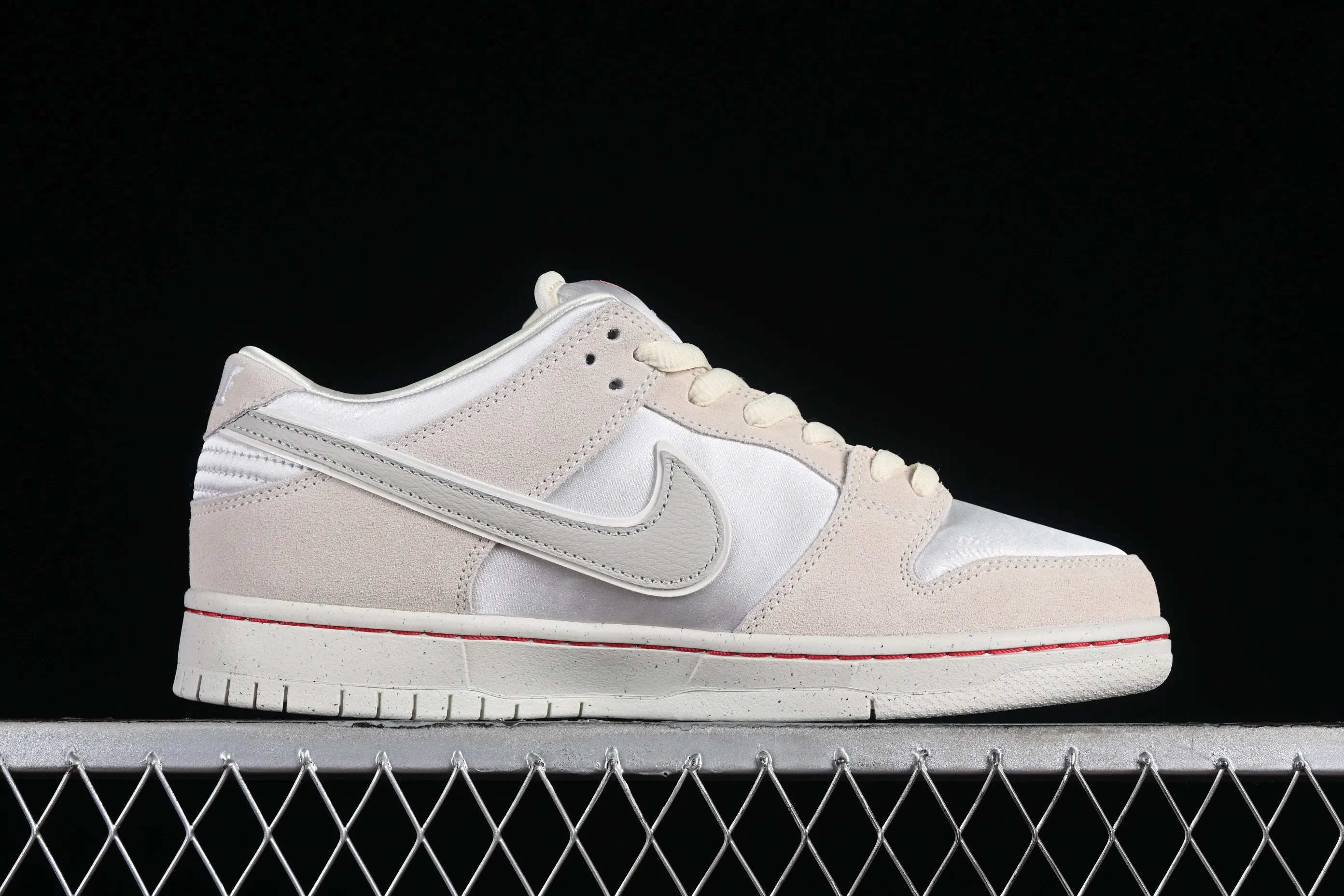 All categories Nk SB Dunk series Nk SB Dunk Low low-top sneakers M version pure original Nk SB Dunk Low 2024 Valentine's Day theme SB low-top casual sneakers FZ5654-100